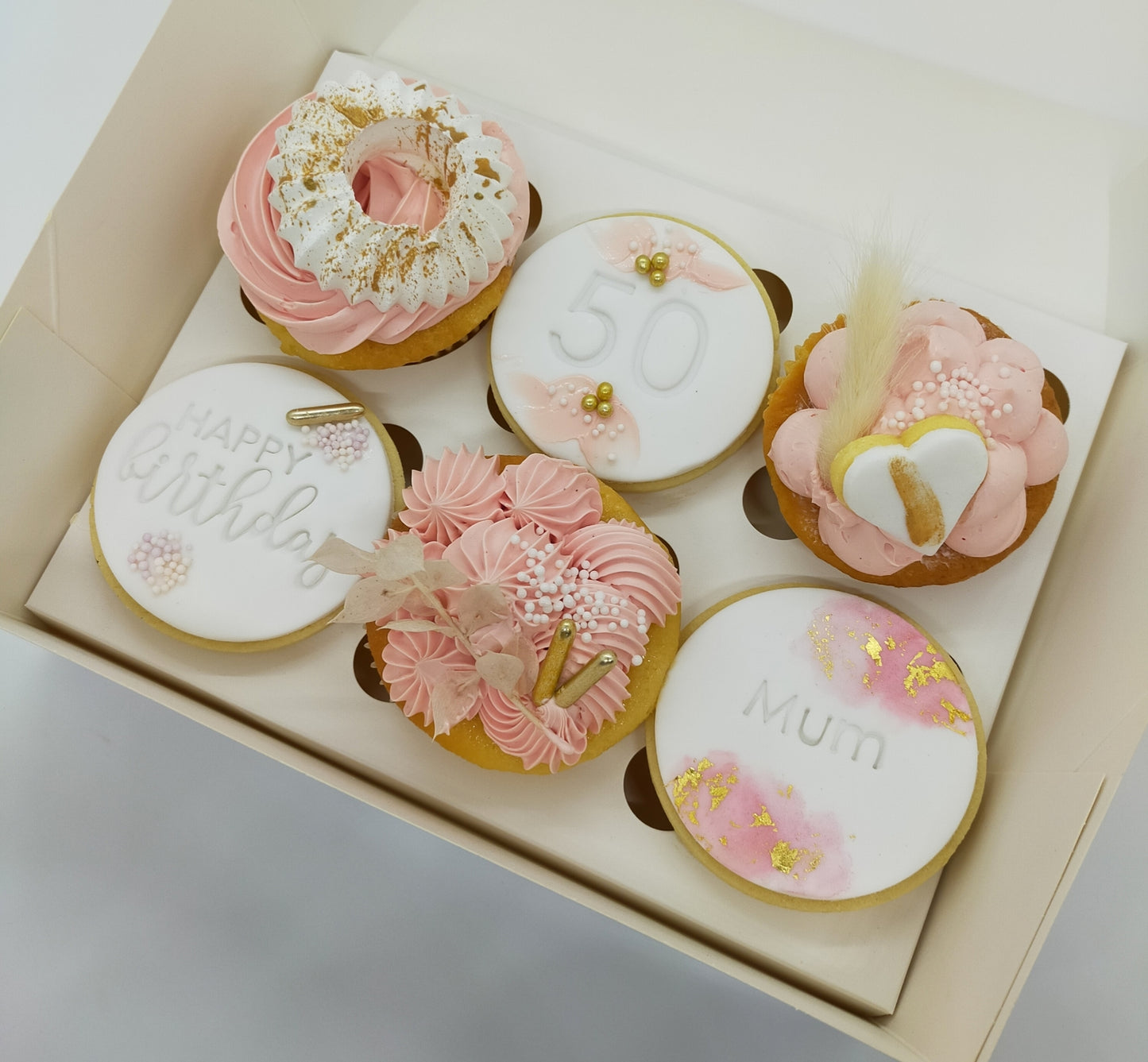Cupcake/cookie gift pack